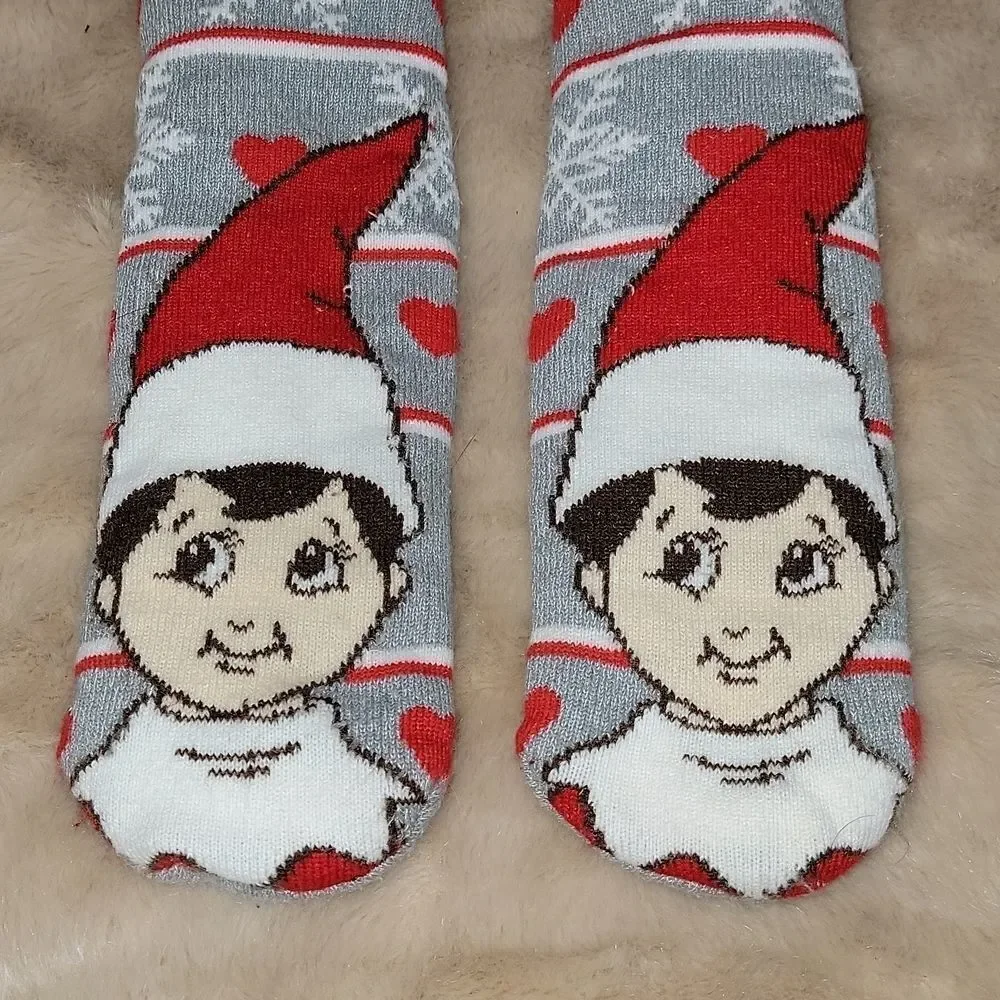 THE ELF ON THE SHELF CHIPPIE SLIPPER SOCKS